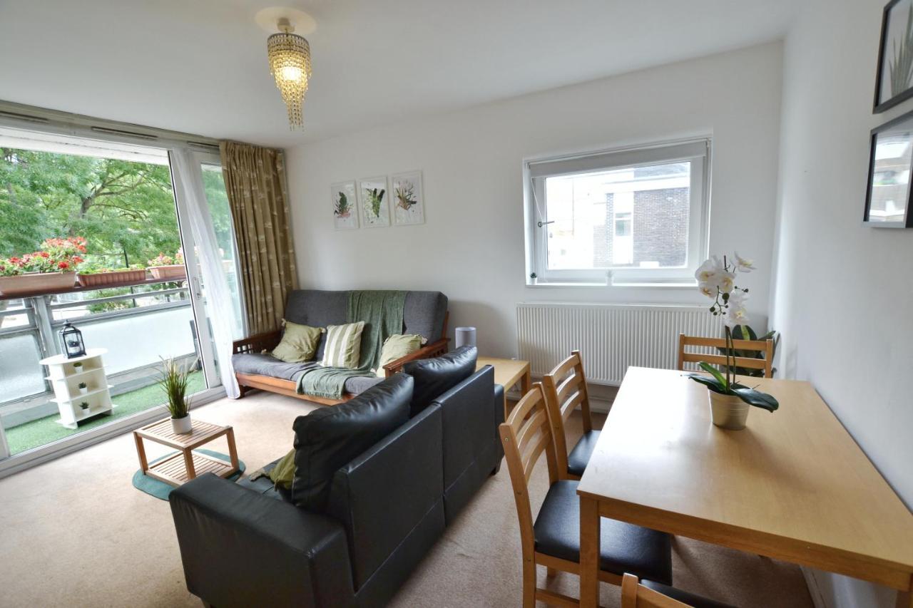 Apartamento Garden Tower Flat Londres Exterior foto
