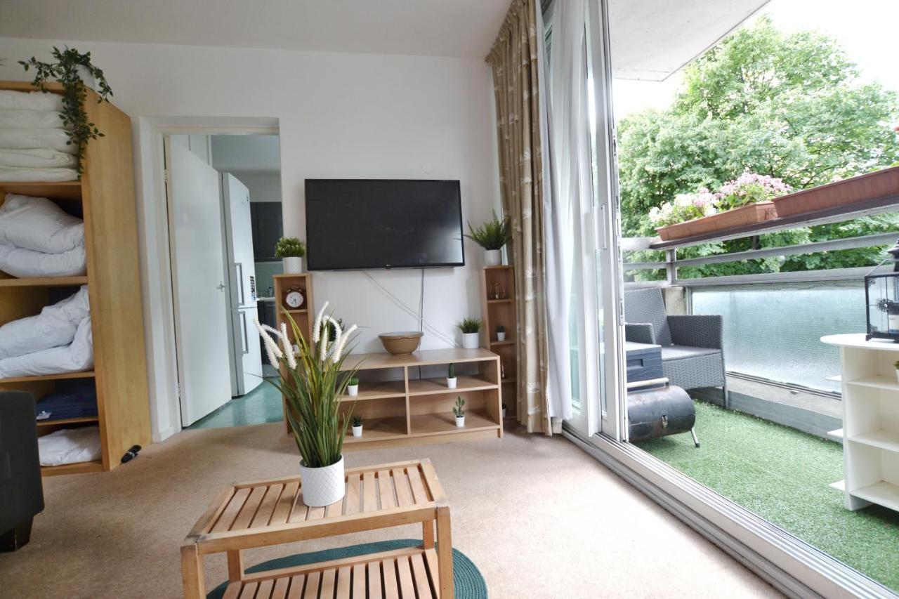Apartamento Garden Tower Flat Londres Exterior foto