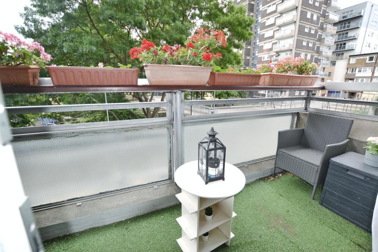 Apartamento Garden Tower Flat Londres Exterior foto