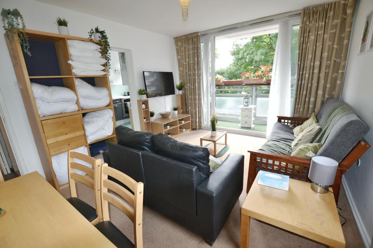 Apartamento Garden Tower Flat Londres Exterior foto